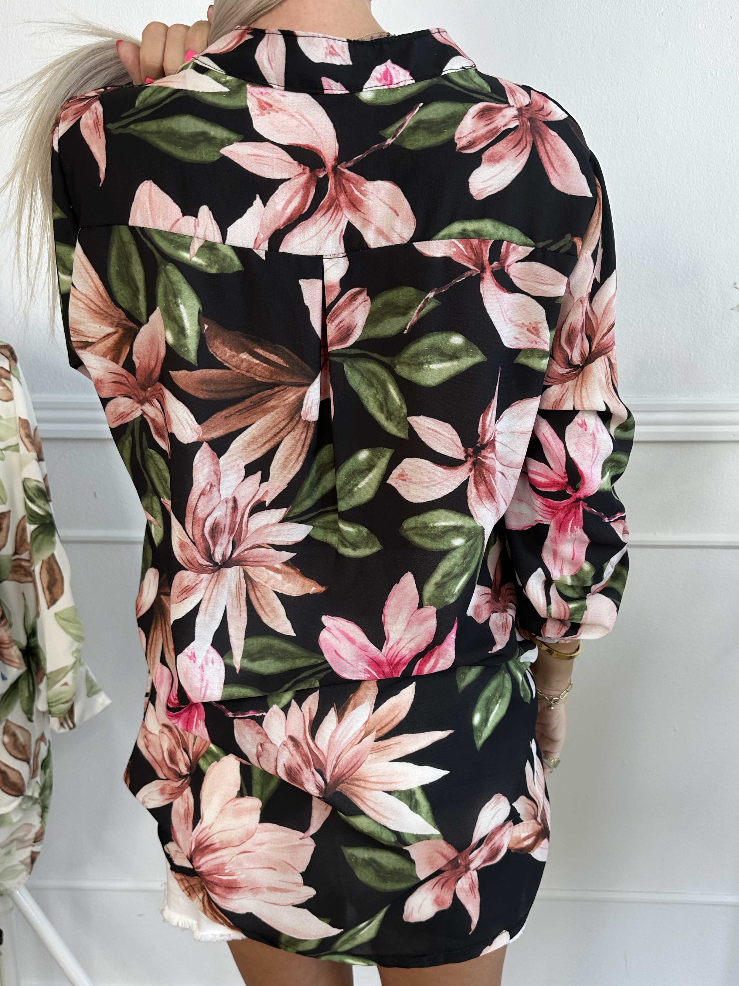 Vanesa Flower - Let og luftig tunika med blomsterprint